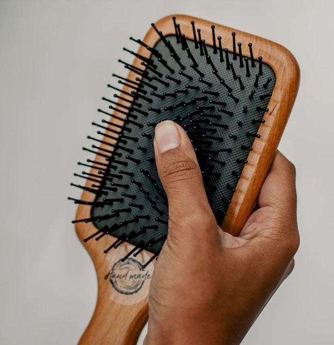 精油、头皮精华、猪鬃梳、真丝枕套、发圈澳门新葡京app瀑布发养生好物丨山茶花(图5)