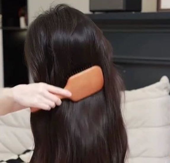 精油、头皮精华、猪鬃梳、真丝枕套、发圈澳门新葡京app瀑布发养生好物丨山茶花(图26)